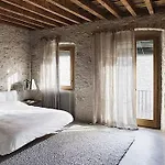 Semantron Traditional Village 4*