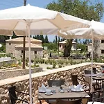 Semantron Traditional Village Hotel