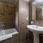 Hotel Semantron Traditional Village Diakopto