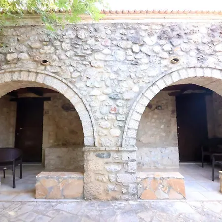 Semantron Traditional Village 4*