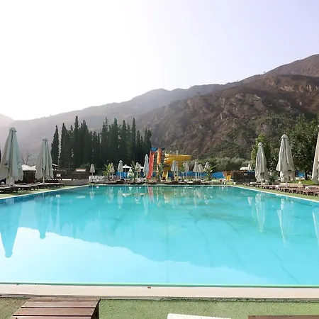 Semantron Traditional Village 4* Diakopto
