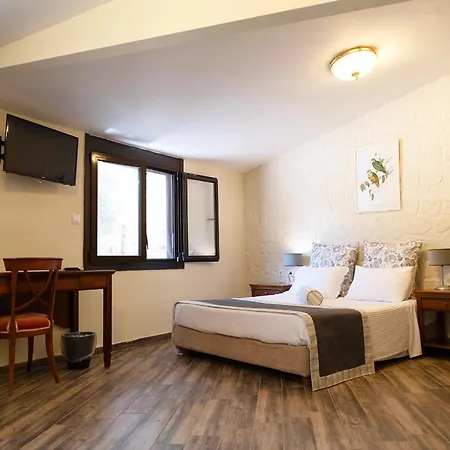 Hotel Semantron Traditional Village Diakopto