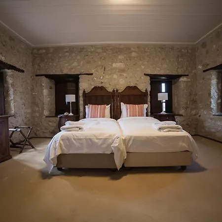 Hotel Semantron Traditional Village 4*