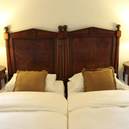 Semantron Traditional Village Hotel