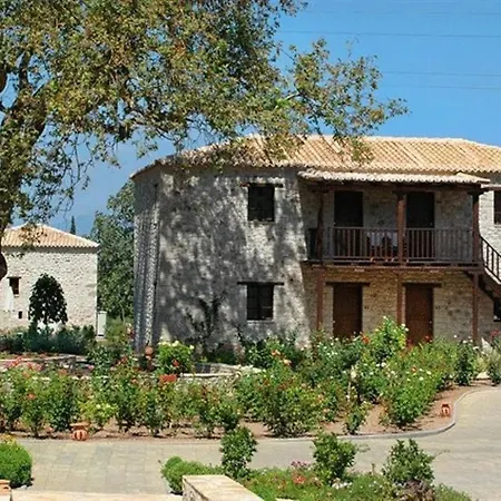 Semantron Traditional Village Hotel