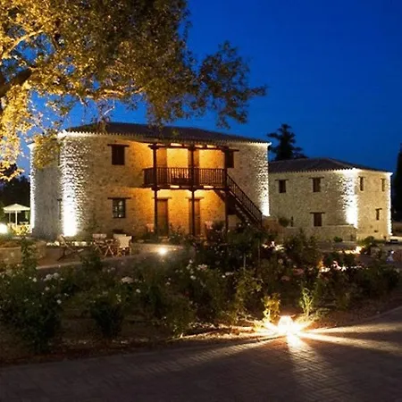 Semantron Traditional Village Hotel