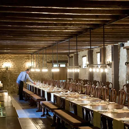 Semantron Traditional Village 4*