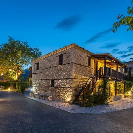 Semantron Traditional Village 4*