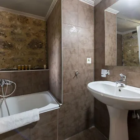 Hotel Semantron Traditional Village Diakopto