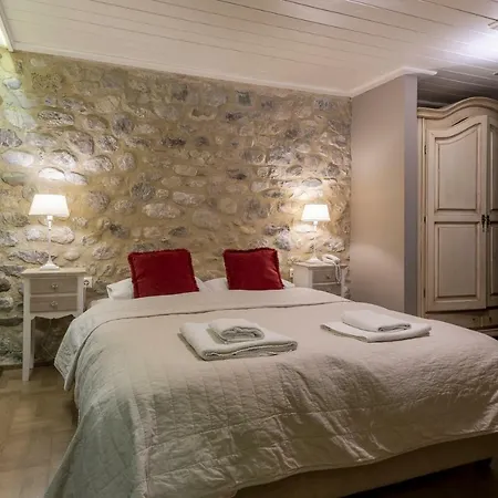Hotel Semantron Traditional Village 4*