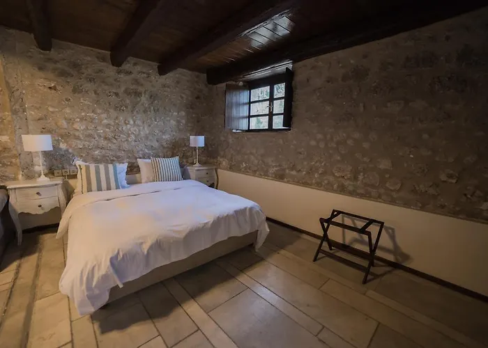 Hotel Semantron Traditional Village 4*