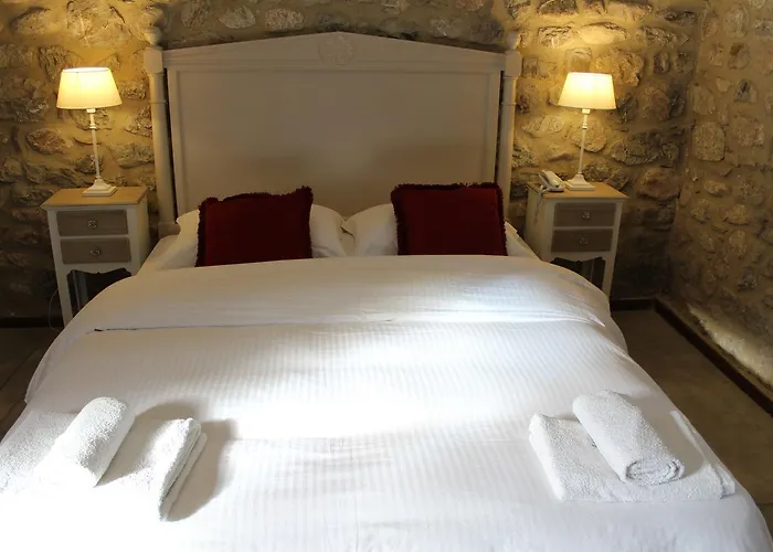 Semantron Traditional Village Hotel 4*