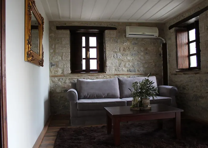 Semantron Traditional Village Hotel Diakopto