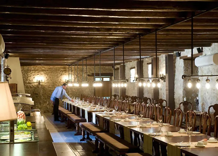 Semantron Traditional Village 4*