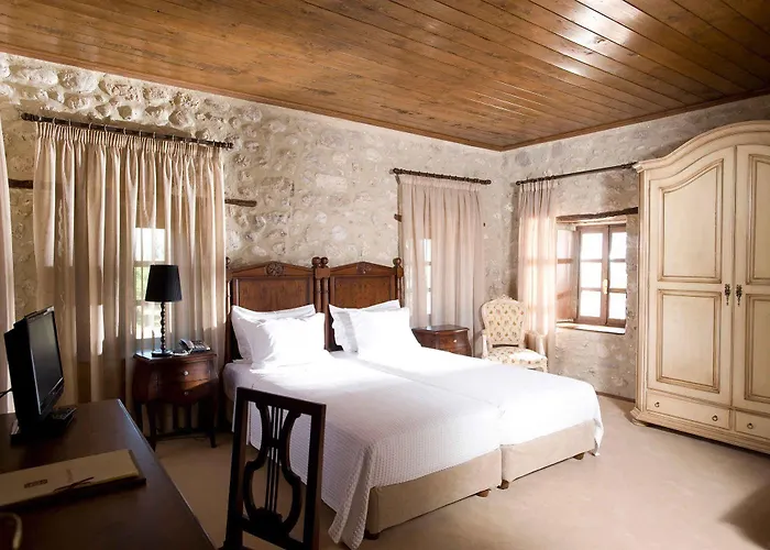 Hotel Semantron Traditional Village 4*