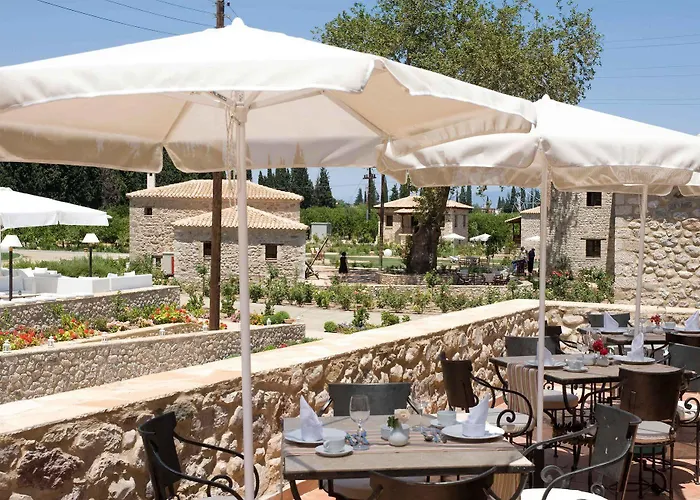 Semantron Traditional Village Hotel