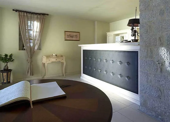 Semantron Traditional Village Hotel 4*