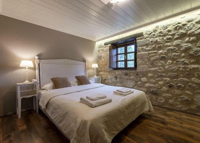 Semantron Traditional Village Diakopto