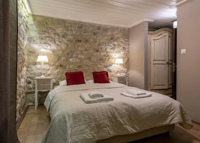 Hotel Semantron Traditional Village 4*